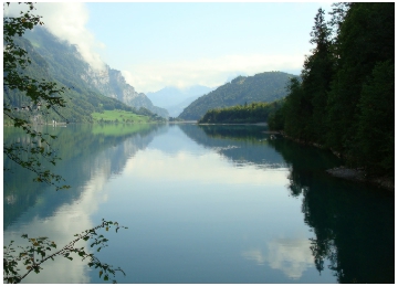 ex-team-d Wanderung Klöntalersee August 2007 - Blick über die vordere Seehälfte